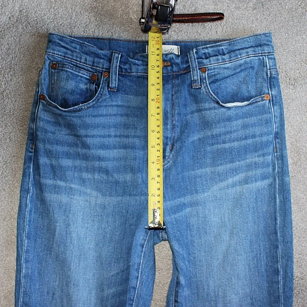 Madewell - High Rise, Slim Crop Boy Jean - Raw Hem Edition in Medium Wash, 27 - Picture 7 of 10